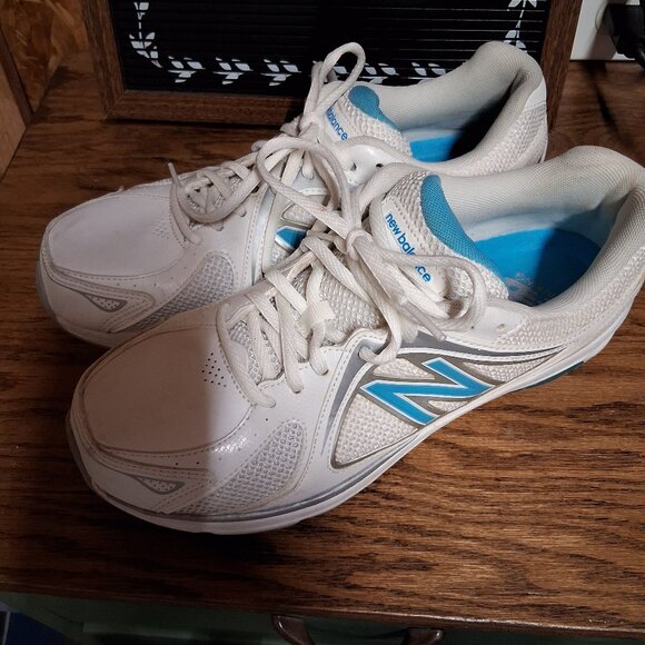 Exceptional Ladies New Balance 847, Size 10, Blue/Gray - Picture 1 of 2